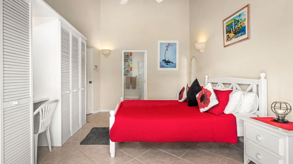 Nanpa, Luxury Family Three Bed Villa, St James West Coast, Private Pool Saint James Extérieur photo