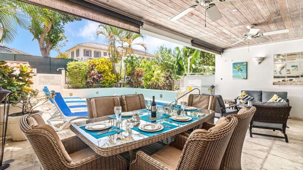 Nanpa, Luxury Family Three Bed Villa, St James West Coast, Private Pool Saint James Extérieur photo