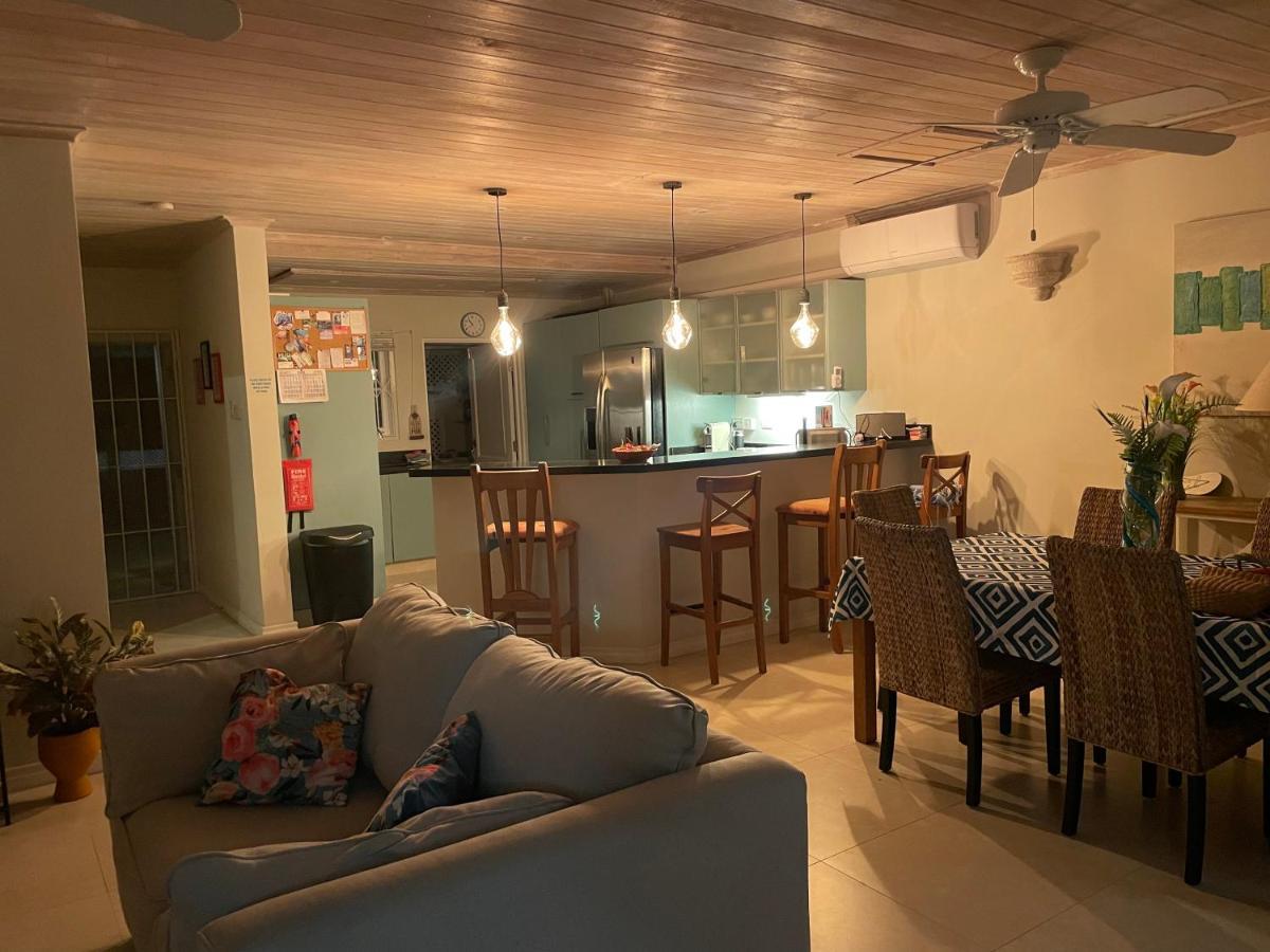 Nanpa, Luxury Family Three Bed Villa, St James West Coast, Private Pool Saint James Extérieur photo